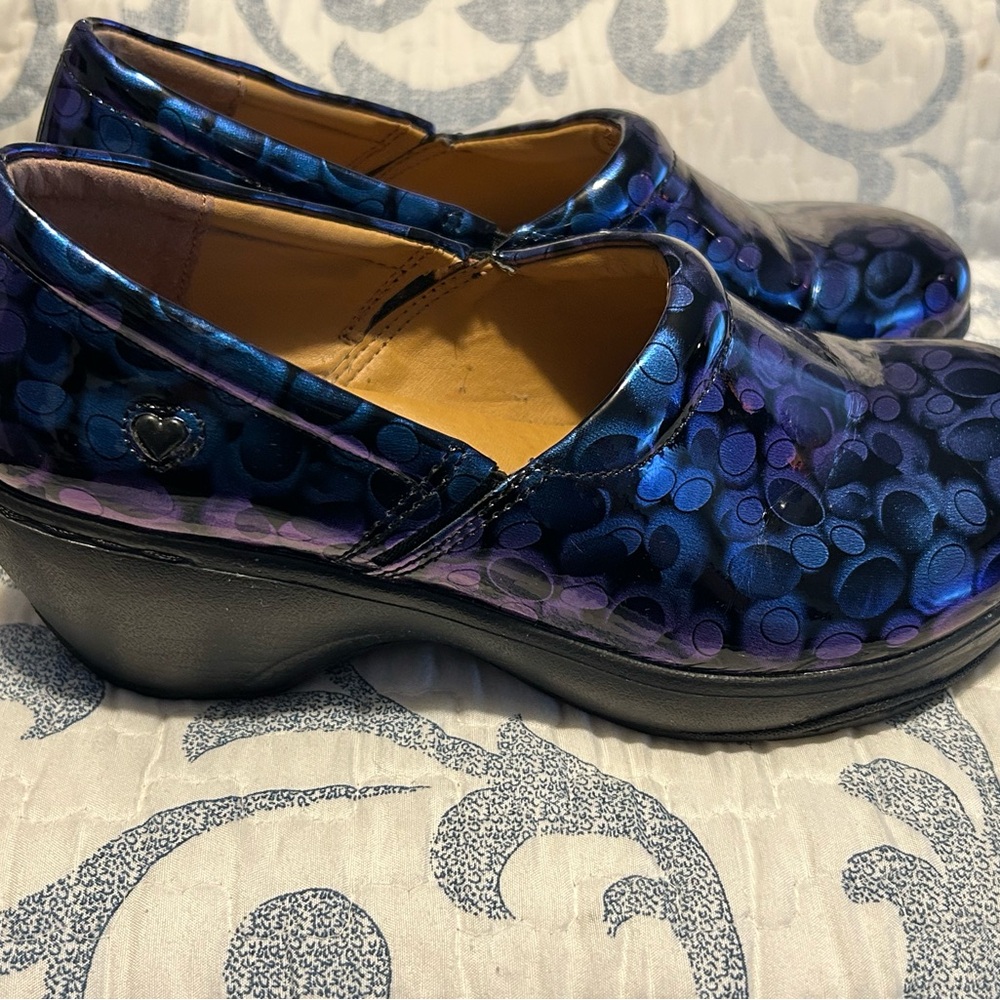 Nurse Mates Pillowtop Footwear - Picture 5 of 10